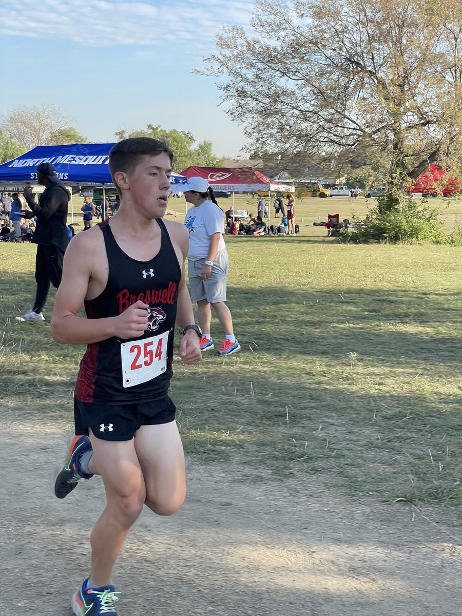 Varsity boys at The Buff today.  Saw some impressive races from our boys today a week before the district meet!  <a href="/DentonISDSports/">Denton ISD Athletics</a>