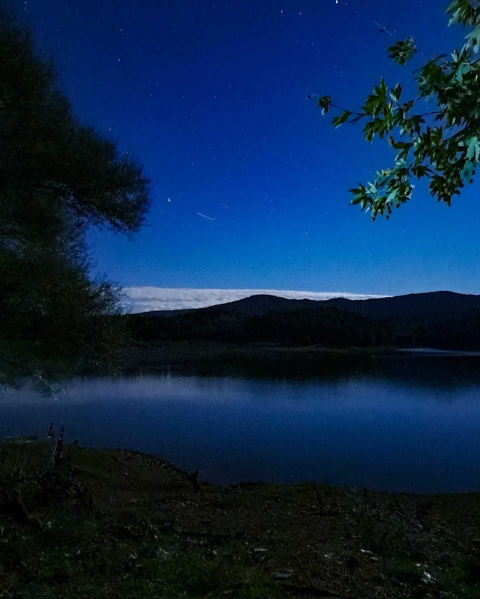 ismail17ida's tweet photo. New phone camera #samsunga33

#SamsungGalaxy #samsungphone 🌌  #gökyüzü  #a33 #gögebak #uzunpozlama #samanyolu #galaxy   #Astrophotography #yıldızlar #farklibak #withgalaxy  @SamsungTurkiye https://t.co/r5cpsMUkEK