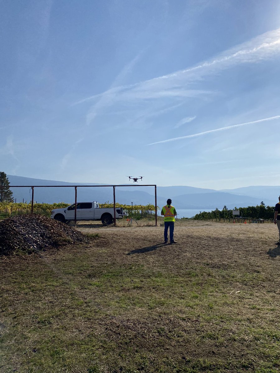 LeatherChair82's tweet photo. Different kind of field day for me today. Office with a view at the RPAAS Conference!
#WestCdnAg #drones #tech #orchard https://t.co/AyLFU2EIxQ