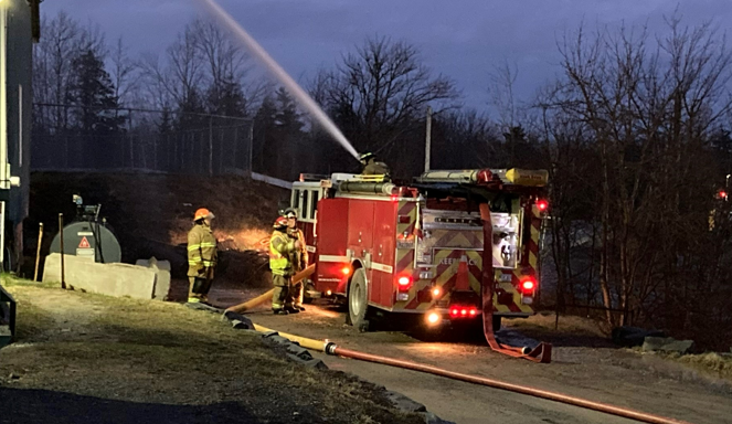 hfxfire's tweet photo. Fire stations across HRM are looking to recruit volunteers this fall. If you live in communities such as Cooks Brook, Meaghers Grant, Middle Musquodoboit, Upper Musquodoboit, Dutch Settlement, Waverley, Wellington, or Grand Lake, join our amazing team of first responders! (1/2) https://t.co/BPeVQMvAWA