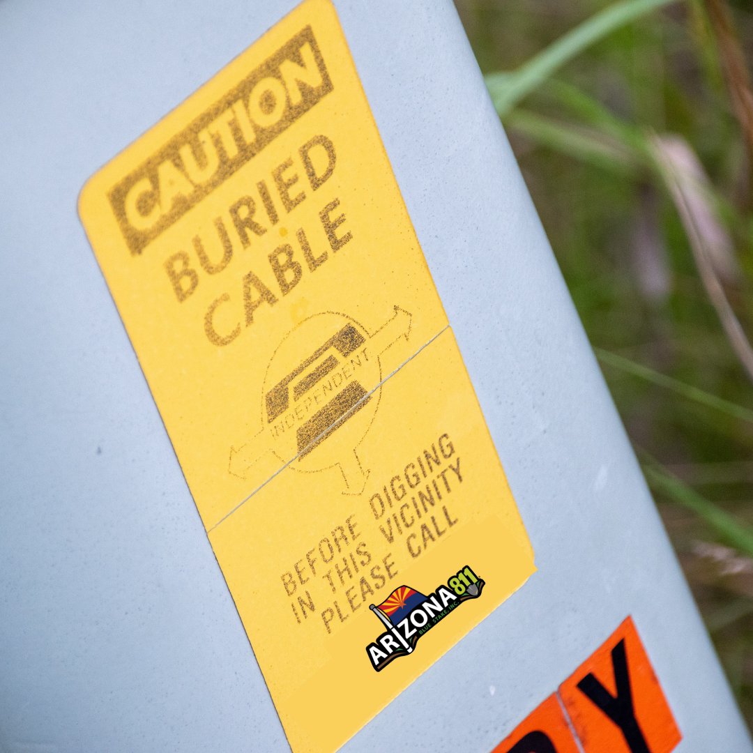 Arizona811's tweet photo. Caution might not be as clear as this. Never risk your safety when breaking ground, especially near a buried cable box.
#az811partner #cablebox #knowwhatsbelow #buriedcable #callbeforedigging https://t.co/ze9NgrjH7o