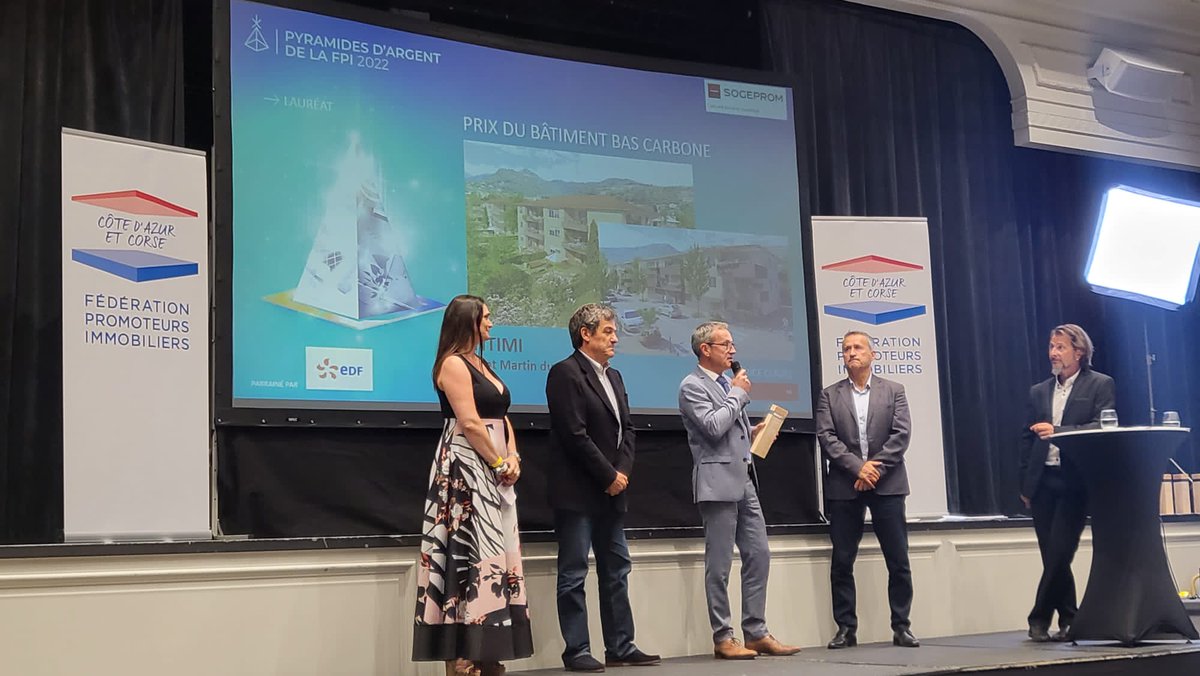 Sogeprom's tweet photo. #SOGEPROM Nice Côte d'Azur est lauréat du Prix Bas Carbone des Pyramides d'Argent pour la réalisation du programme #INTIMI à Saint Martin du Var. 🏆
Cette résidence de 56 logements est pensée dans une logique bioclimatique axée sur la protection de la ressource et des milieux. https://t.co/WokNUk2HJ6