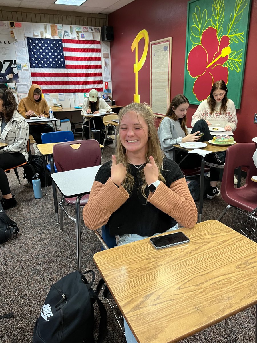 CM2BuMp's tweet photo. It’s FEDERALISM CAKE DAY
#marble=cooperative
#layer=dual
#APGOVROCKS https://t.co/U5mUhuSsFl