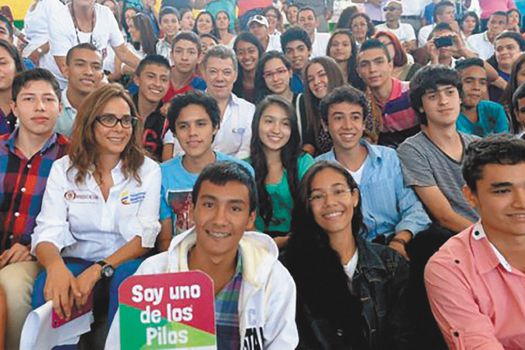 Ser Pilo Paga: MinEducación buscará condonar la deuda de tres mil deudores. 
bit.ly/3CdjlWv