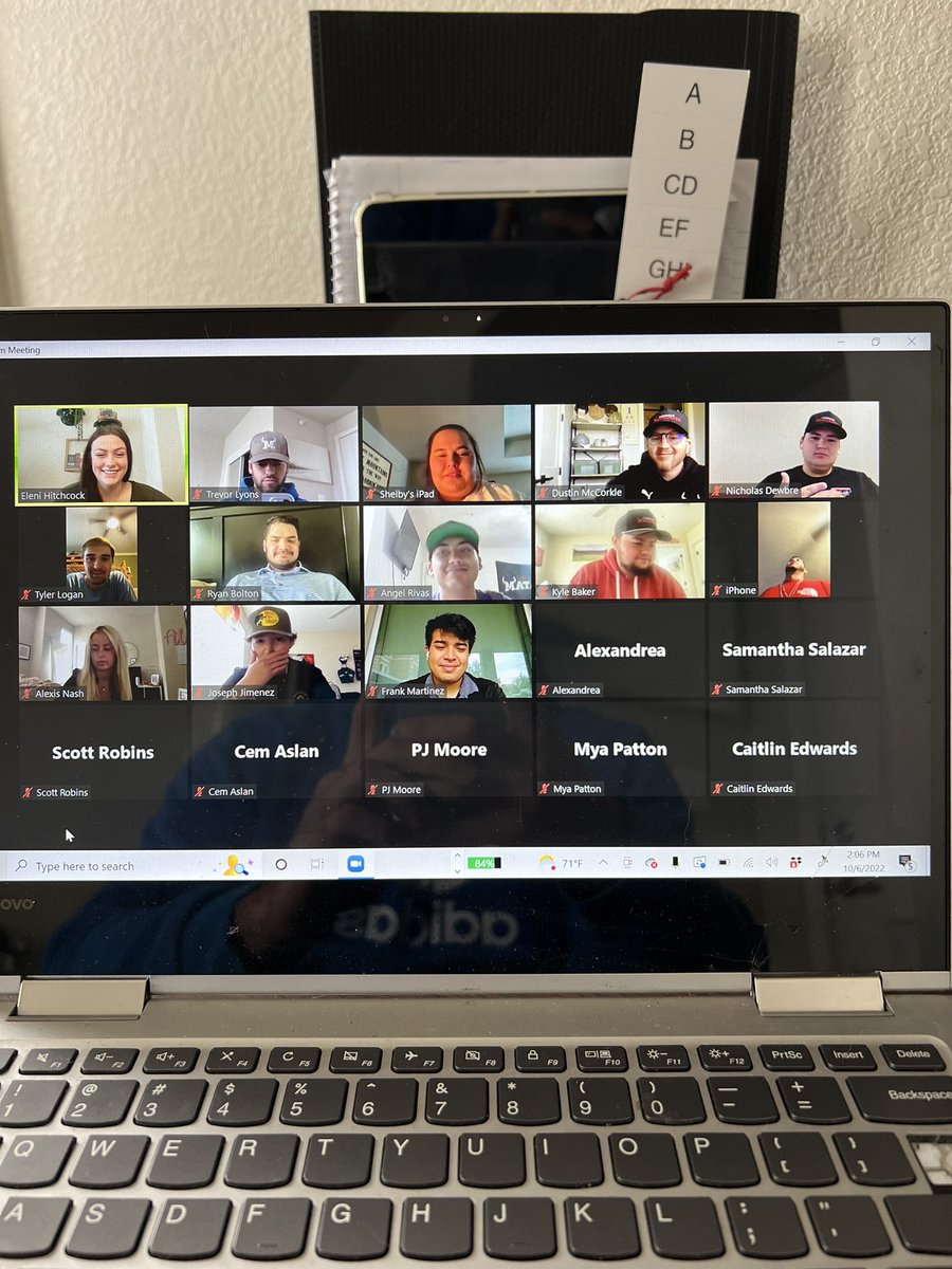 LubbockMatadors's tweet photo. Intern team meeting βοΈ
#LBKbuilt https://t.co/B8qJJbIGla