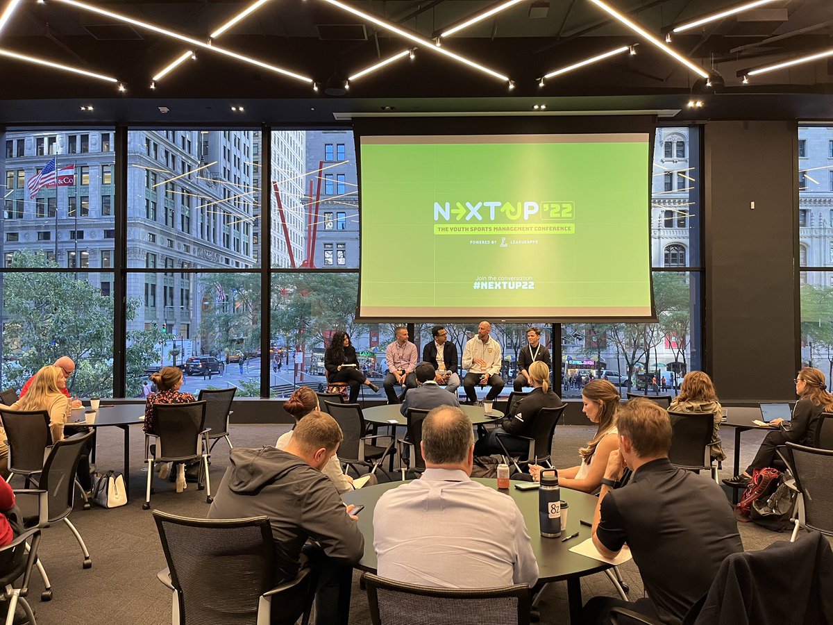 missdebroy's tweet photo. It was a pleasure today to moderate the data-driven decision making panel at #NextUp22 https://t.co/jzIQdb4cIL
