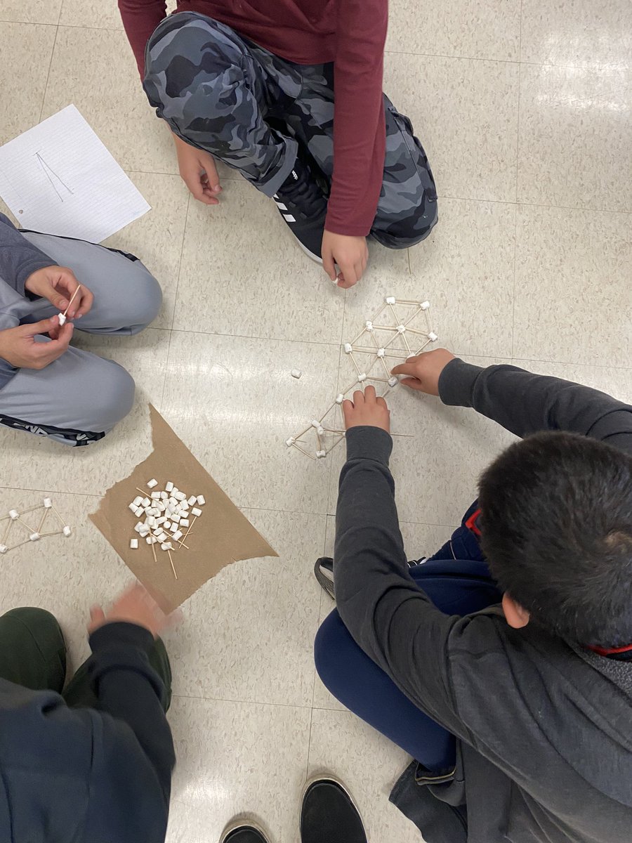 Today’s classroom fun: STEM challenge! Who can build the tallest tower? A great way to engage in collaboration &amp; problem solving. <a href="/SawmillCreekES/">Sawmill Creek</a>