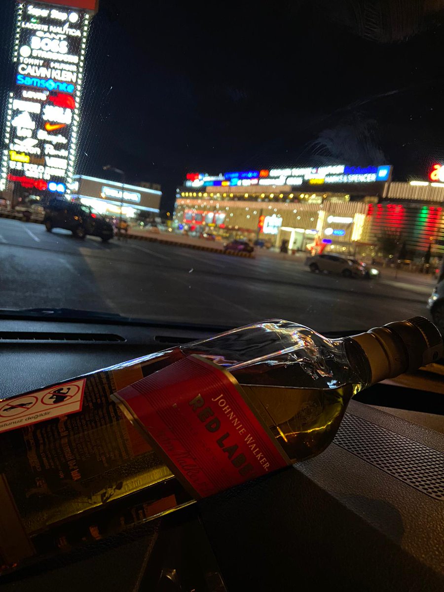 BatuArgon's tweet photo. Bu gece araniyoruzz.. Dm ye selam yazin bakalim😍.. Tekler siz hariç aq 😂 https://t.co/lu8CRvFkK8