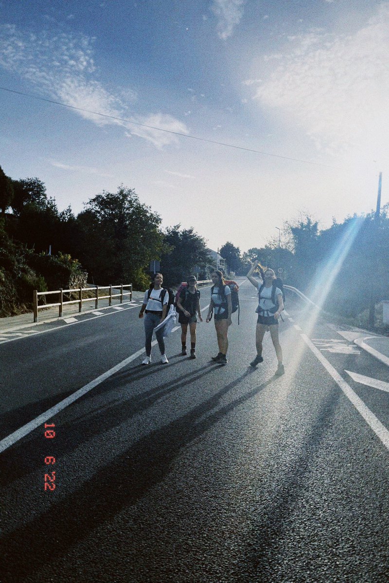 aanitaruiiz_'s tweet photo. mis chicas❤️‍🩹 https://t.co/XPIKwIy1XN