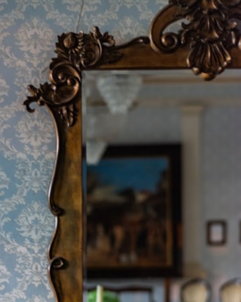 hillframe's tweet image. When hanging heavy pieces, like mirrors and large works of art, we recommend pulling out your stud finder! This will help ensure that your decor stays secure on the wall. #CapitolHillFrameAndPhoto #FrameShop #Frames #WashingtonDC #DC #FramesAndPhotos