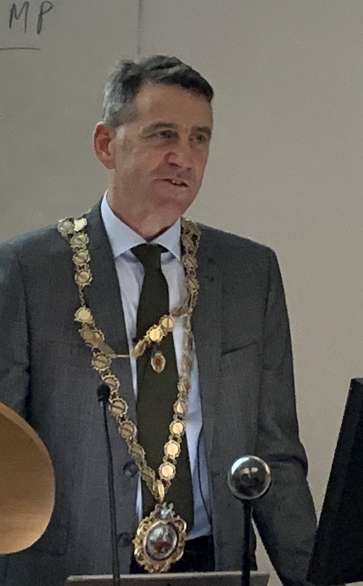 athinyaa's tweet photo. Celebrating @UlsterMedSoc in its third millennium with @nigelhart as the new president for 2022-23
#MakingHealthcareBetter https://t.co/1lQYiLW8s4