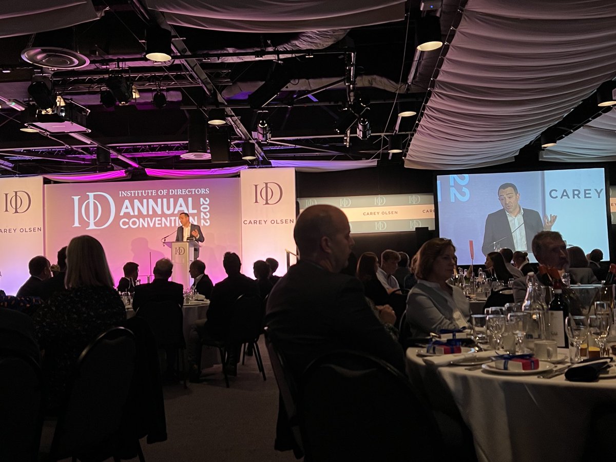 JennStrachan's tweet image. Great discussion ⁦@IoDGsy⁩ Annual Conference with IAM Advisory table. Good comments and discussion on political risk (v depressing) and climate and sustainability (importance of #esg pensions and climate discussions at board level).