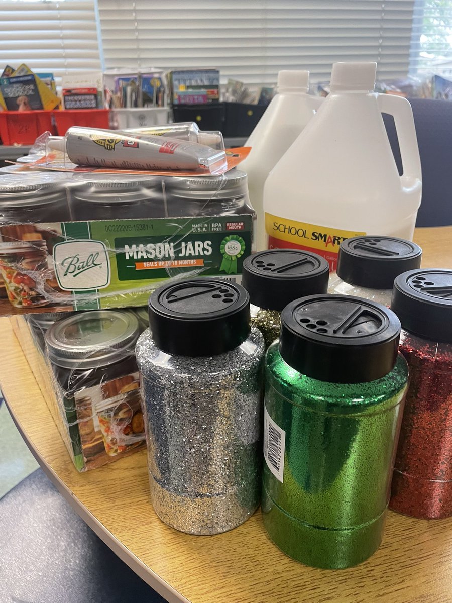 jfpaine's tweet photo. Thank you @GreeceTeachers for the grant to purchase materials for our calming jars. We’re learning how to focus on the falling glitter to calm our minds when experiencing strong emotions. @LongridgeGCSD https://t.co/yDgMcCddS5