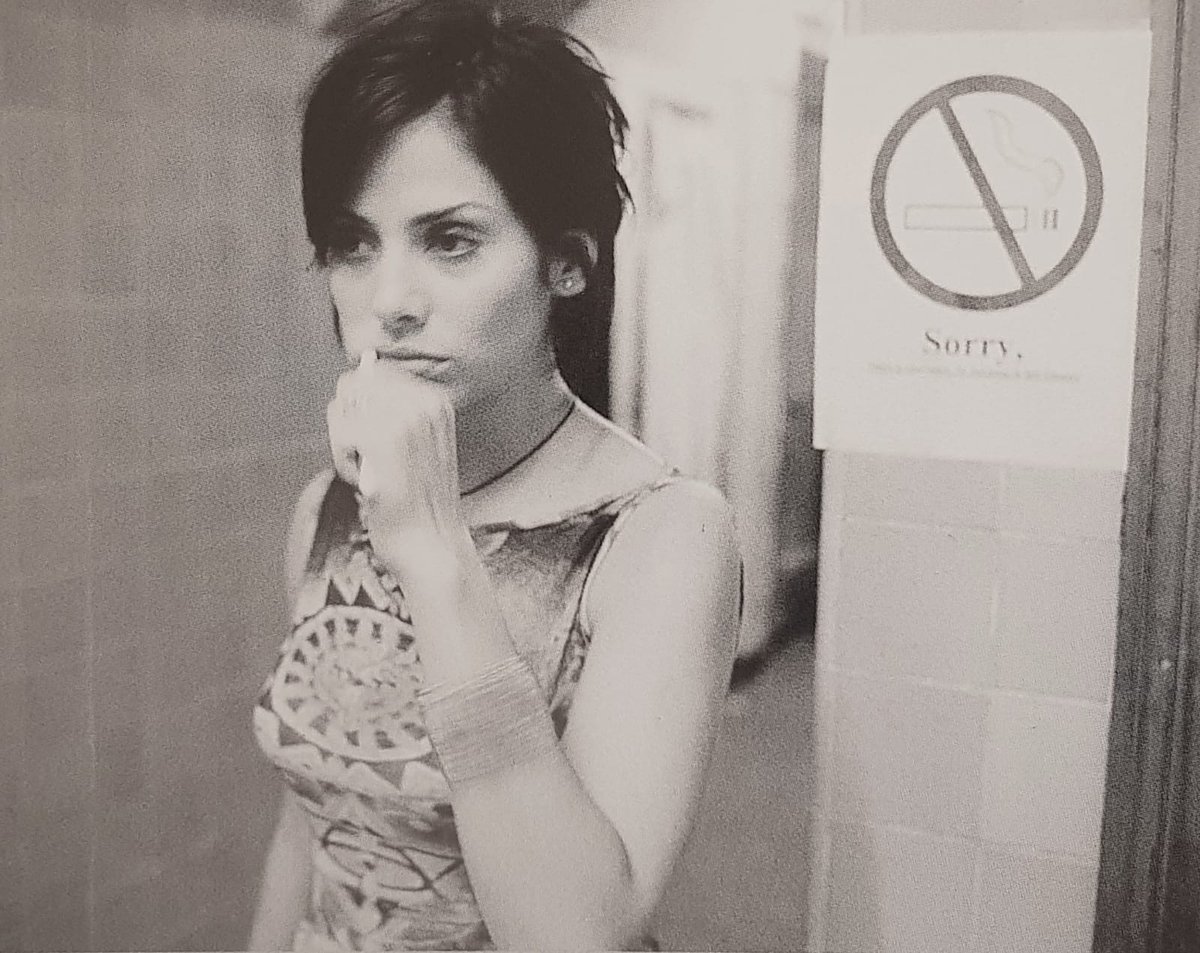 #tbt Natalie Imbruglia em fotos do encarte do single 'Wishing I Was There'
📸 Fergus
#natalieimbruglia #torn #25YRSLOTM #leftofthemiddle #pop #music #photoshoot