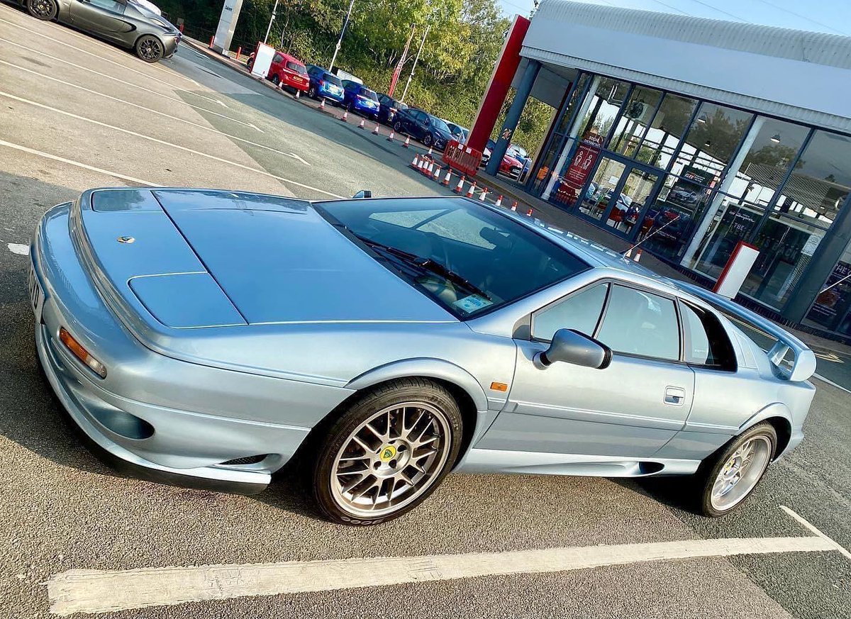 beyondcoolmag's tweet photo. #wedge #design #wednesday #lotusesprit #v8 #cardesign #peterstevens #90s #british #classic #british #luxury #sportcar #sportcars #carphotography #carsofinstagram #beyondcoolmag #motion #travel #urban #life https://t.co/nypwq5upjP