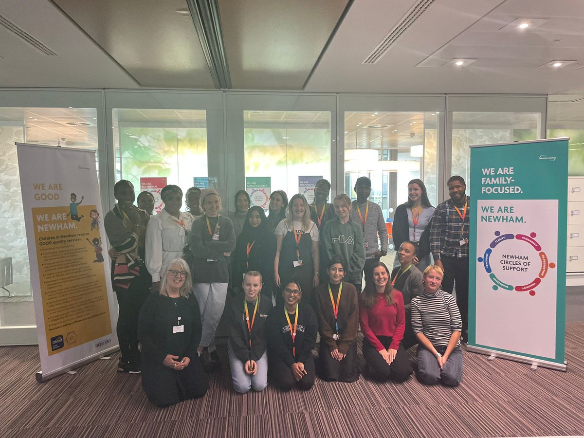 Beverley Halligan (@beverleyhallig2) on Twitter photo And here are even more of the 'star studded cast'. Wishing each one of you a long and happy career in social work. Loving those smiles🤩
<a href="/TimAldridgeDCS/">Tim Aldridge</a> @ECockerell <a href="/RinaWood10/">Rina Wood</a> <a href="/DaveTapsell/">Dave Tapsell</a> <a href="/FrontlineSW/">Frontline | children's charity</a> <a href="/CllrSarahRuiz/">Sarah Ruiz</a> <a href="/YvetteStanley18/">Yvette Stanley 🌈💙💜</a> <a href="/DCSLeeds/">Nigel Richardson CBE</a> <a href="/NasimaPatel3/">Nasima Patel</a> @SamanthaBeresf8 And here are even more of the 'star studded cast'. Wishing each one of you a long and happy career in social work. Loving those smiles🤩
<a href="/TimAldridgeDCS/">Tim Aldridge</a> @ECockerell <a href="/RinaWood10/">Rina Wood</a> <a href="/DaveTapsell/">Dave Tapsell</a> <a href="/FrontlineSW/">Frontline | children's charity</a> <a href="/CllrSarahRuiz/">Sarah Ruiz</a> <a href="/YvetteStanley18/">Yvette Stanley 🌈💙💜</a> <a href="/DCSLeeds/">Nigel Richardson CBE</a> <a href="/NasimaPatel3/">Nasima Patel</a> @SamanthaBeresf8