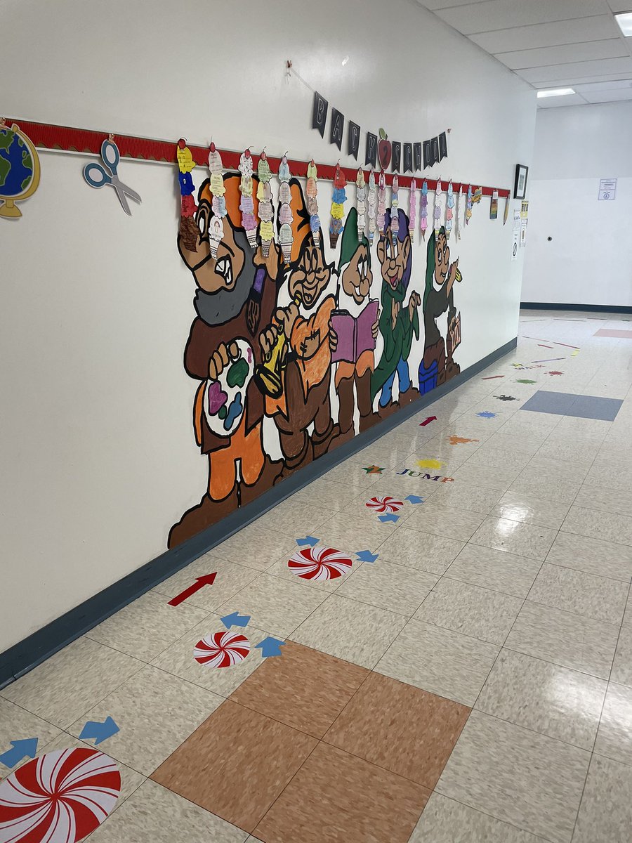 Beautiful new addition to Memorial…check out our sensory hallway!! Thank you to Mrs. Westbrook for setting up this beautiful project 💙🐾💛<a href="/MemorialPTA/">Memorial PTA</a> <a href="/OBPS_DOSS/">James Tuohy, Ed.D.</a> <a href="/OldBridgeTPS/">The Bridge</a>