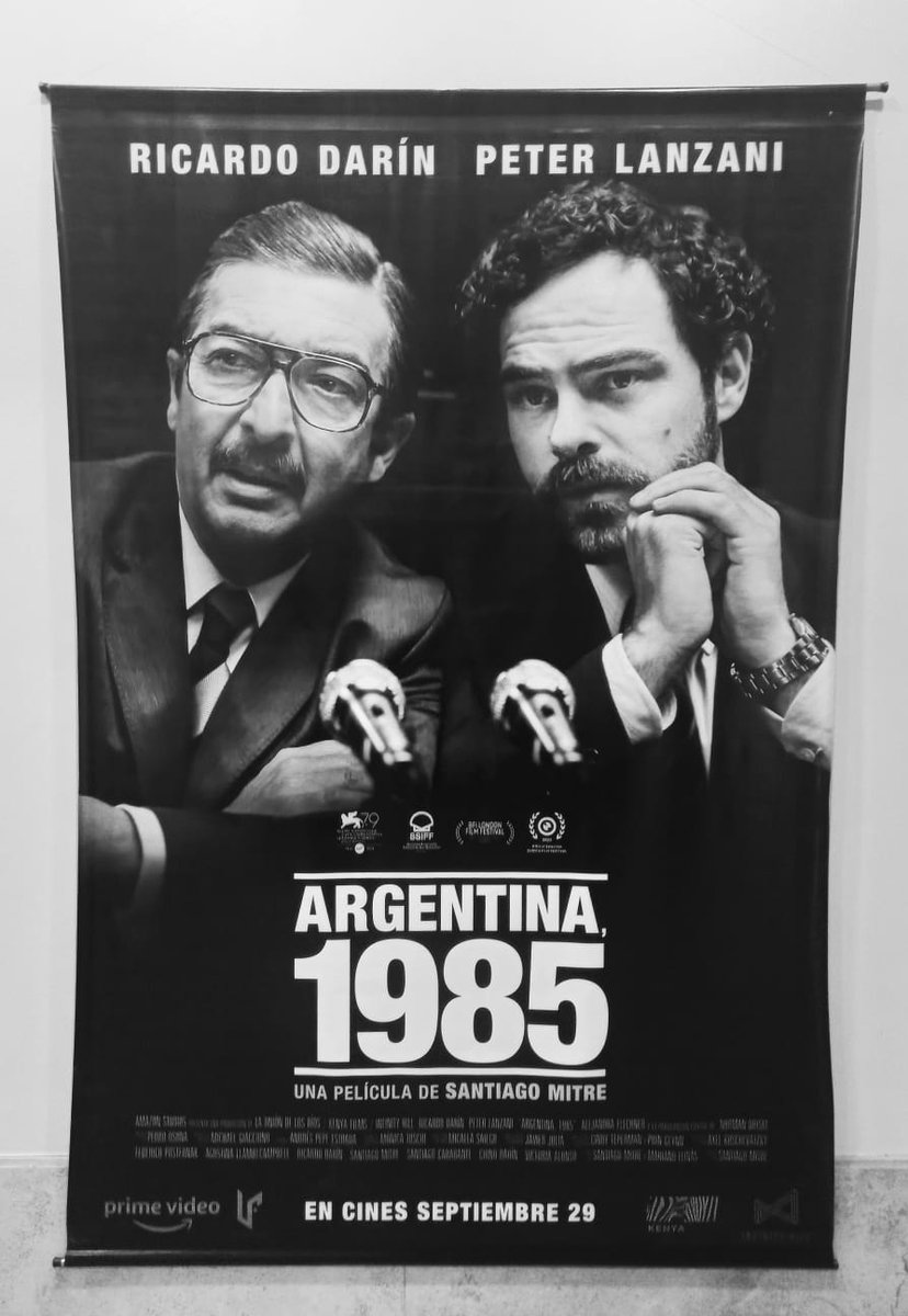 “…Nos cabe la responsabilidad de fundar una paz, basada no en el olvido sino en la memoria; no en la violencia, sino en la justicia…” (Alegato del Fiscal Strassera, 1985 Juicio a las Juntas) #ARGENTINA1985 #STRASSERA