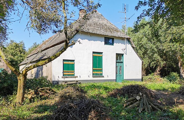VD_Ressen's tweet photo. Mooi transformatie van een fruitboerderij aan de oude postweg in Ressen, langs klompenpad Zeegsepad @SLGelderland en toegelicht in Landleven
https://t.co/nlbV3EzUjW https://t.co/XT07Bbdsf5