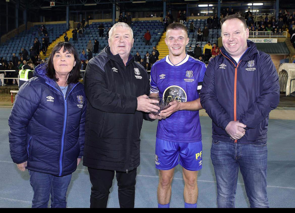 The Blues Supporters Club were delighted to sponsor the Man of the Match award at last weeks win over Cobh. Presenting the <a href="/WaterfordCrystl/">House of Waterford</a> vase to Niall O’Keeffe were BSC Committee members Chairman Martin Walker, Secretary Mary Doyle and Owen Power 🔵
#waterfordfc #waterford
