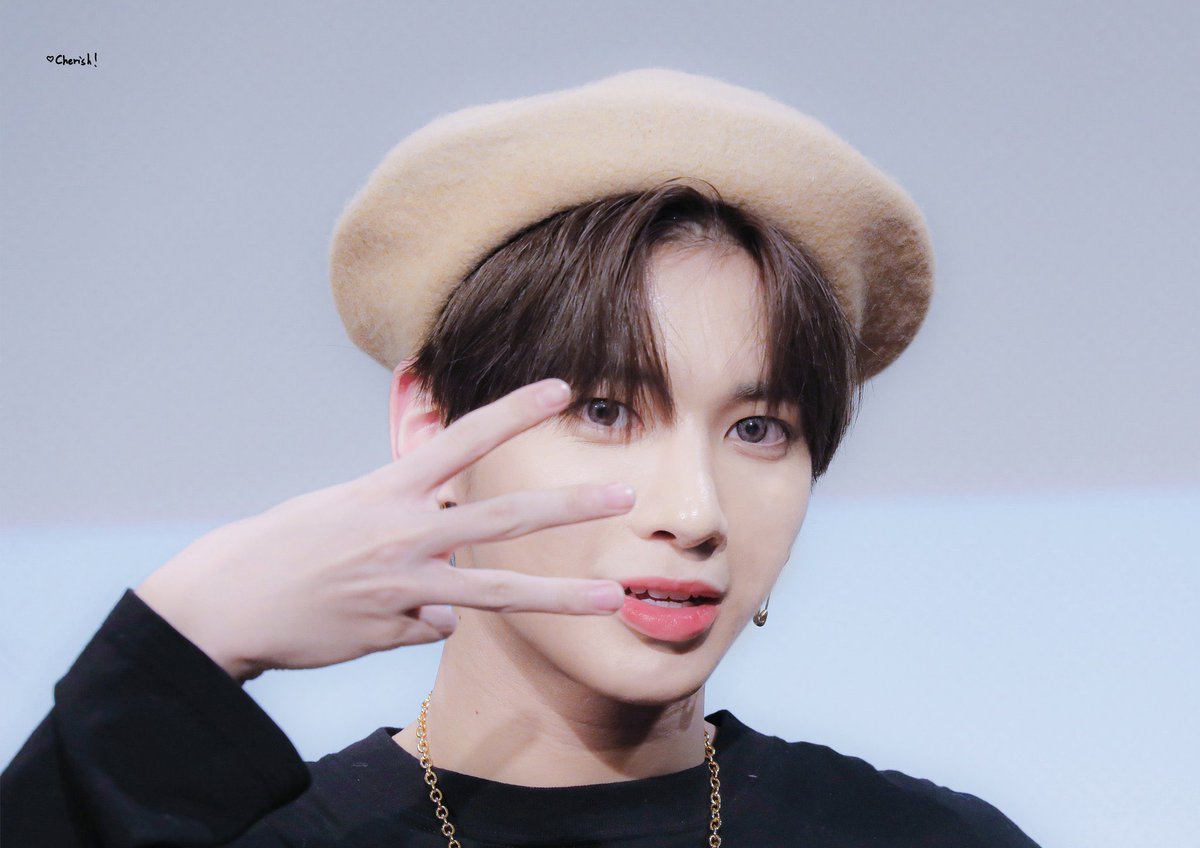 L O V E 
#TAEHYUN #태현