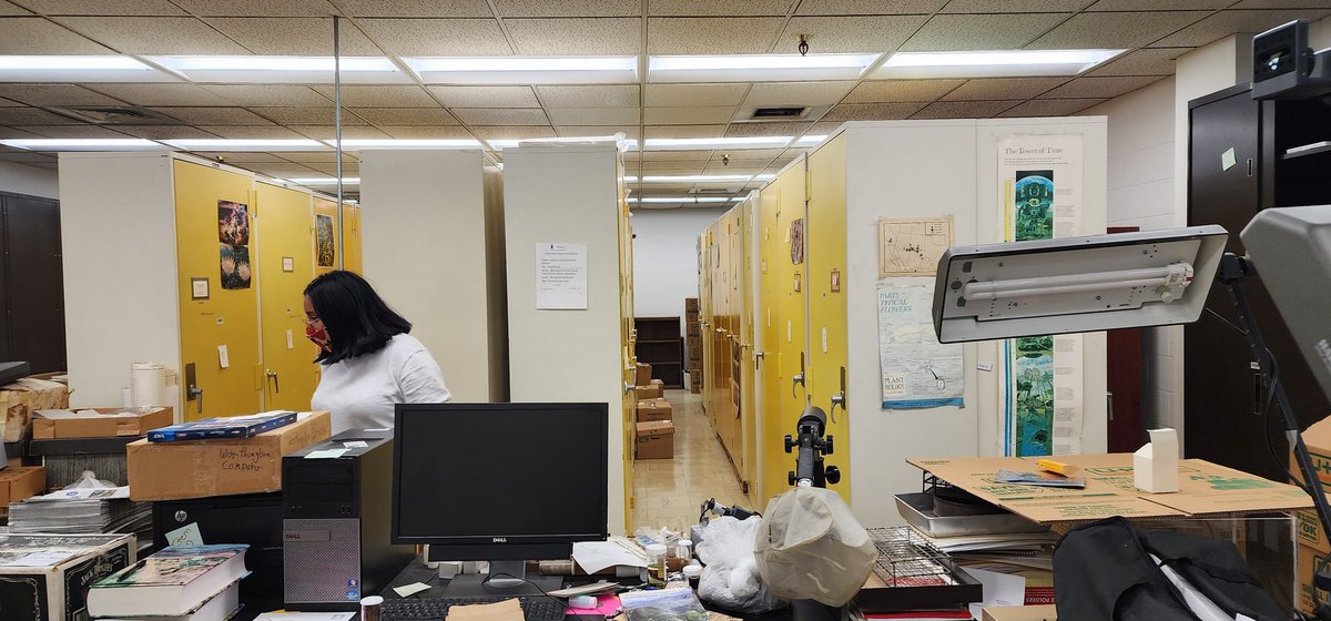 Thanks to funding from a STARS grant and @nsf, we're renovating the entire #herbarium with compactors! Packing of the herbarium library is just about done and we'll be ready for movers! #CollectionsAreEssential