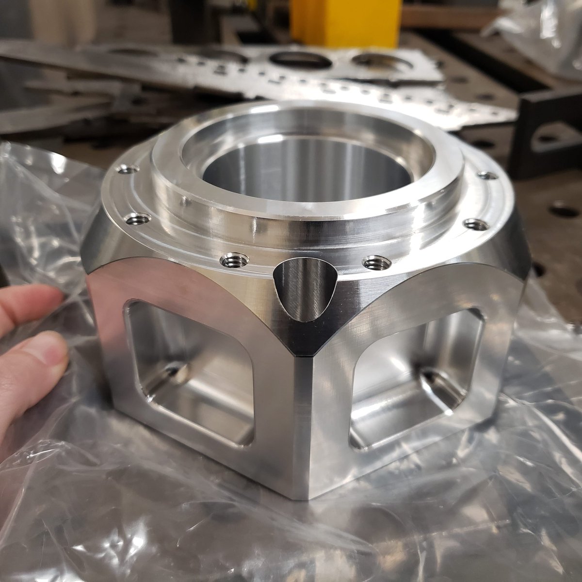 HiJinx - BattleBot tweet media