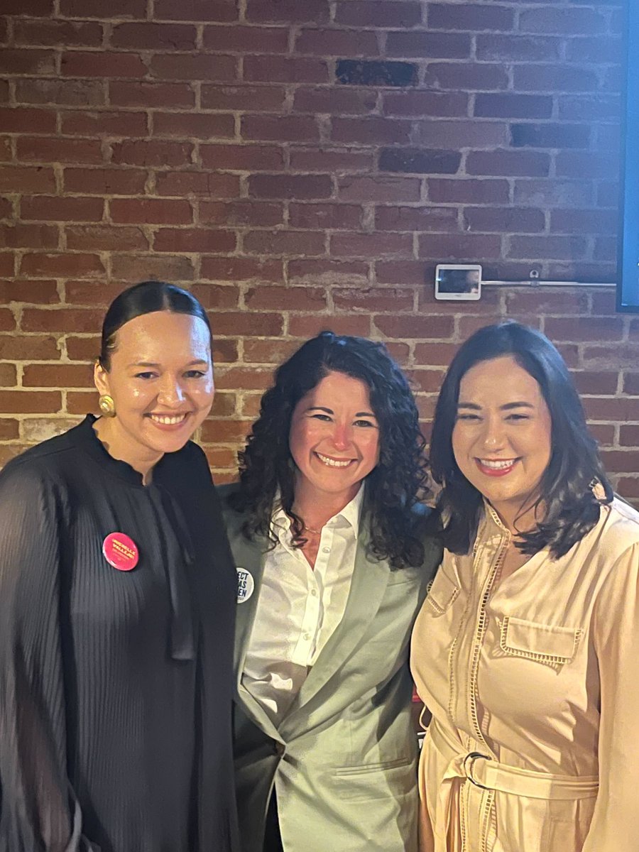 StonewallDalCo's tweet photo. On Tuesday night, Fundraising Chair @ElissaWev represented Stonewall Democrats of Dallas at a fundraiser that we supported for  
@RochelleMGarza for #texasattoneygeneral and @MichelleVforTX for Congress (#CD15)! #stonewallshowsup #SupportDemocrats #midterms2022 https://t.co/lxgzKhD4in