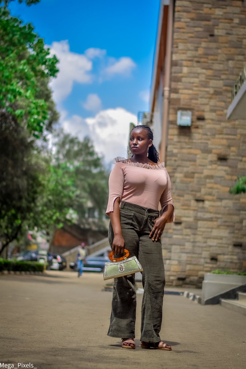 thuku_jackie's tweet photo. Thank you Lord for making me ππ₯° #freshibarida #proudkenyan # https://t.co/QvlEfrCpoP