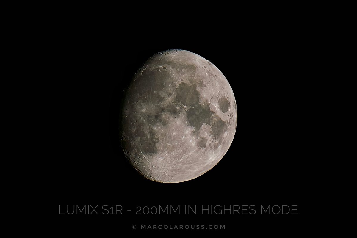 Tonights moon over Hamburg.

I‘m always surprised about how much detail is visible with only a 200mm lens on the Lumix S1R full frame body.

#moon #hamburg #lumix #tonight #mond #photography