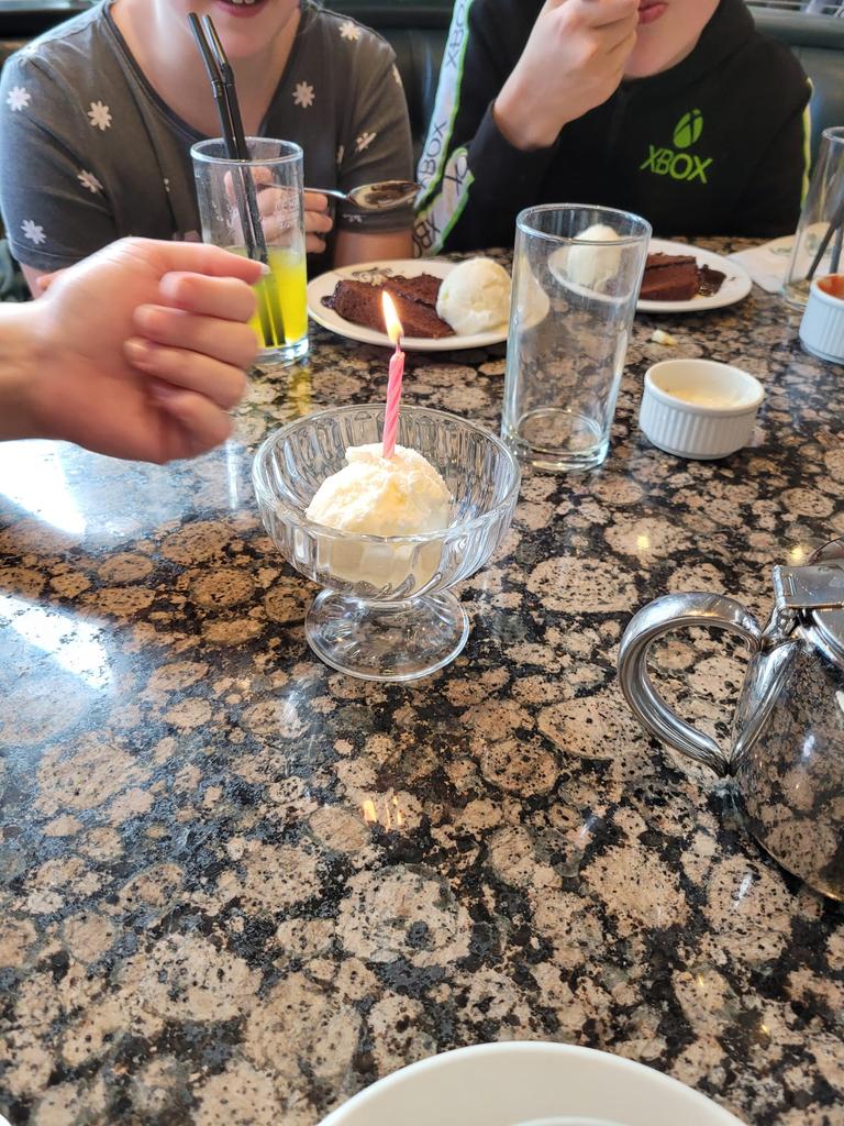 Had an amazing lunch <a href="/Trencherswhitby/">Trenchers of Whitby</a> today. The amazing Karen went above and beyond and I'm still smiling now! Thank you so much Karen for being so thoughtful♥️