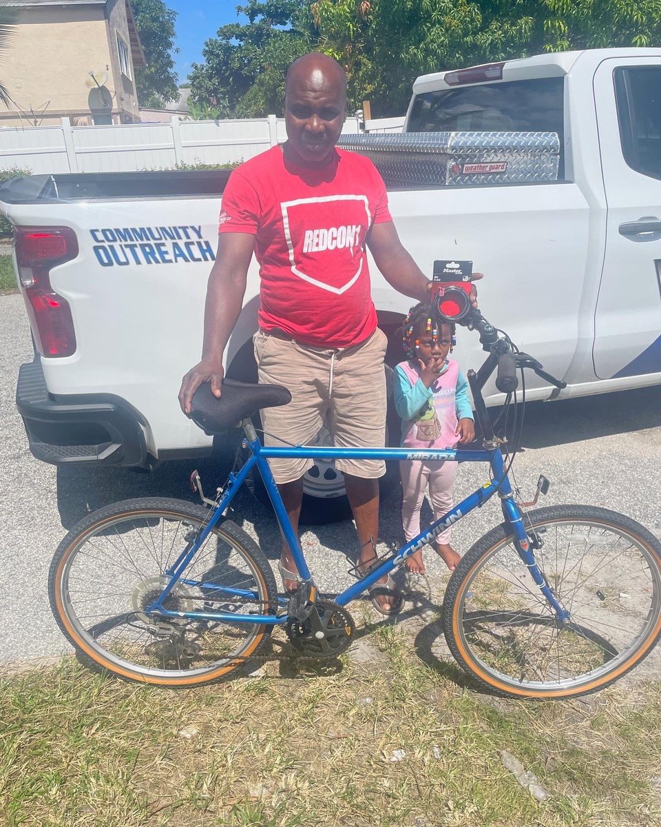 DelrayBeachPD's tweet photo. Someone recently stole Jean Joseph’s bicycle while he was working. Upon hearing the news, several detectives called the DBPD Community Outreach Team. The C.O.T. team was able to provide Mr. Joseph with another bicycle to make his 4.5-mile trip to work easier. #TEAMDelray #Police https://t.co/oVNr9KuZVu