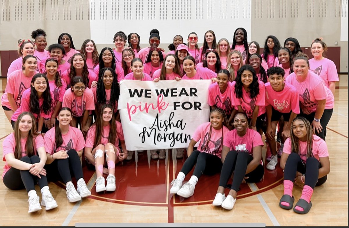 brandy25721655's tweet photo. To one of my dearest friends ⁦@Coach_A_Morgan⁩  you have the ⁦@HHSCoyoteVB⁩ support #cancerawarness https://t.co/dvH3IerPWD