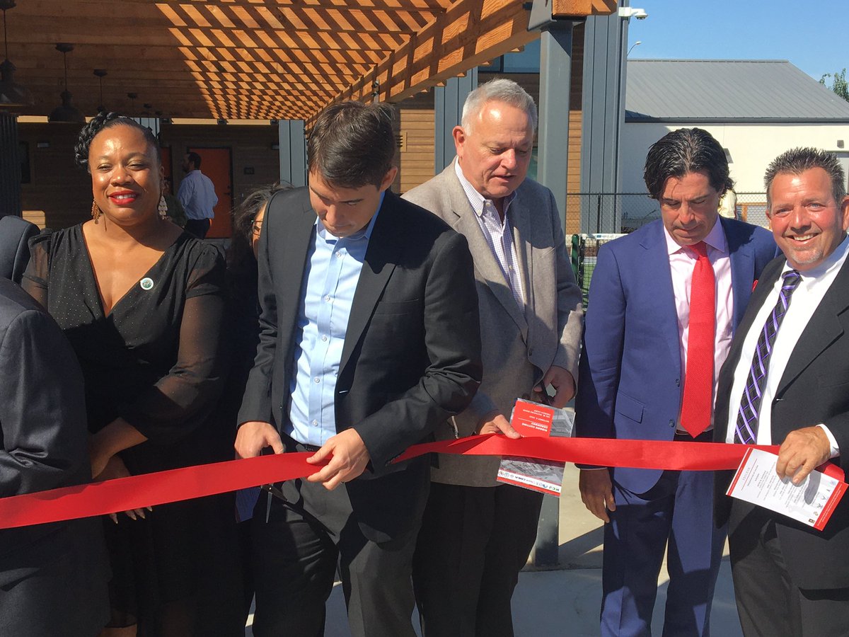 As a Councilmember, providing housing for homeless and unhoused US military veterans has been my priority. Today my colleagues and I inaugurated Victory Garden, a new entity that aims to reach our goal of ending veterans homelessness by the year 2025.