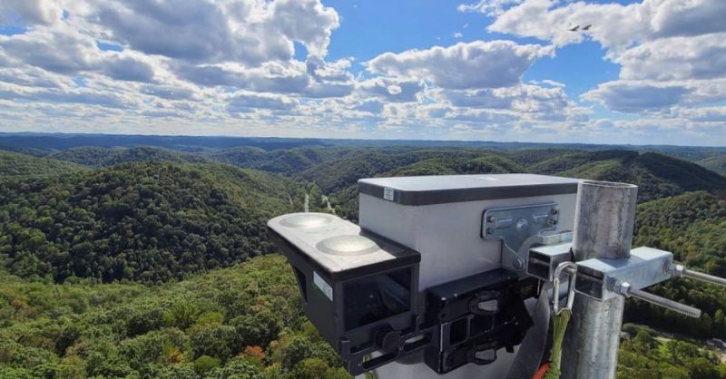 ViaviSolutions's tweet photo. #ThrowbackThursday | #TowerTechs, the 3Z RF Vision helps you easily perform accurate antenna alignment on panel and microwave point-to-point antennas so you can just enjoy the view. Read more here: https://t.co/HNG1veKh3t #Wireless #TowerClimber
Photo by @moore_527. https://t.co/HJoF02WiQr