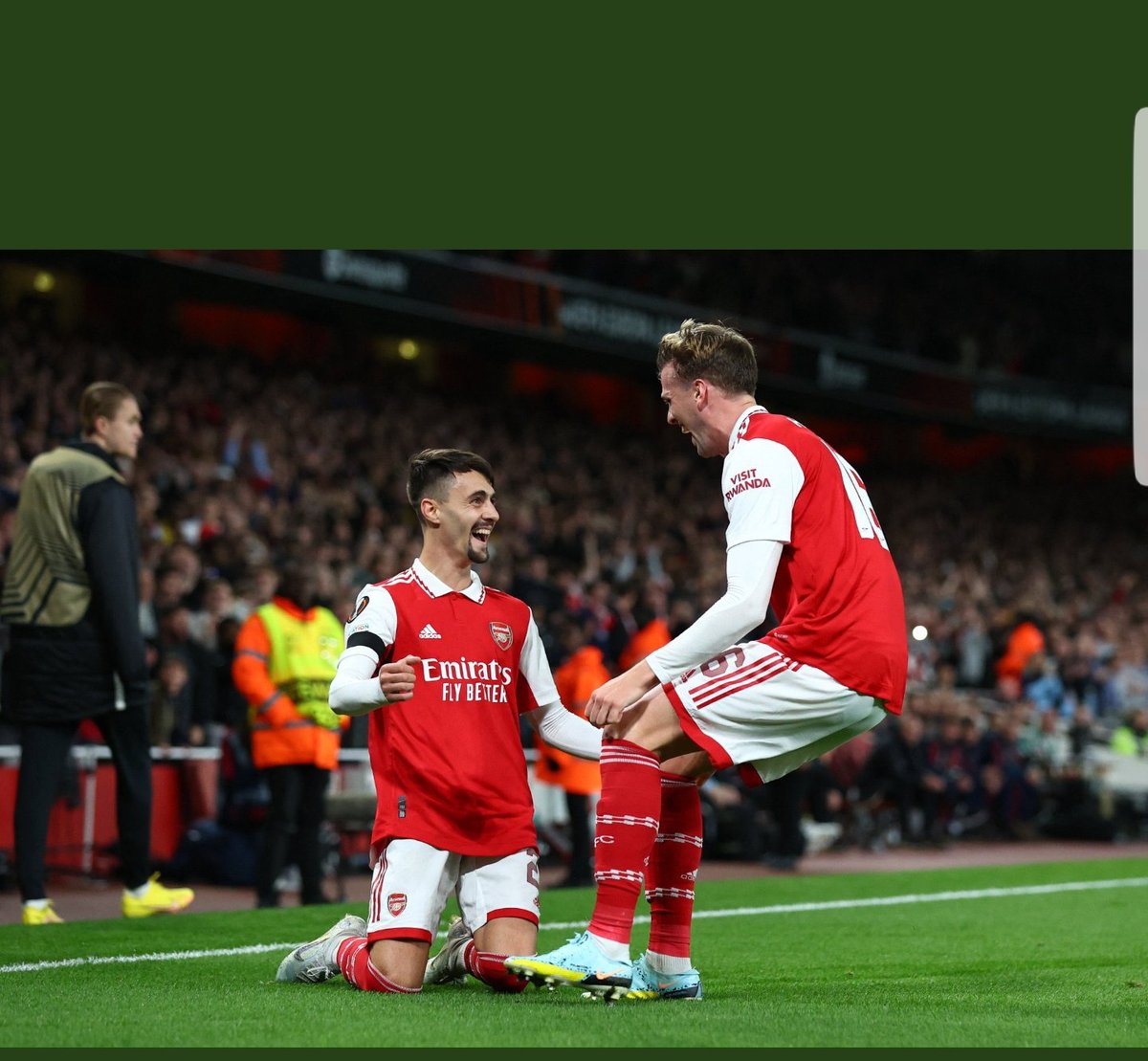 poswura's tweet photo. Operation win all trophies
#Arsenal #EuropaLeague
#EPL Fabio is Holding an assist 😀😀#Shattawale #GOGALBUM2022 #Blaco lost #BETAwards https://t.co/Ixmkenpjdr