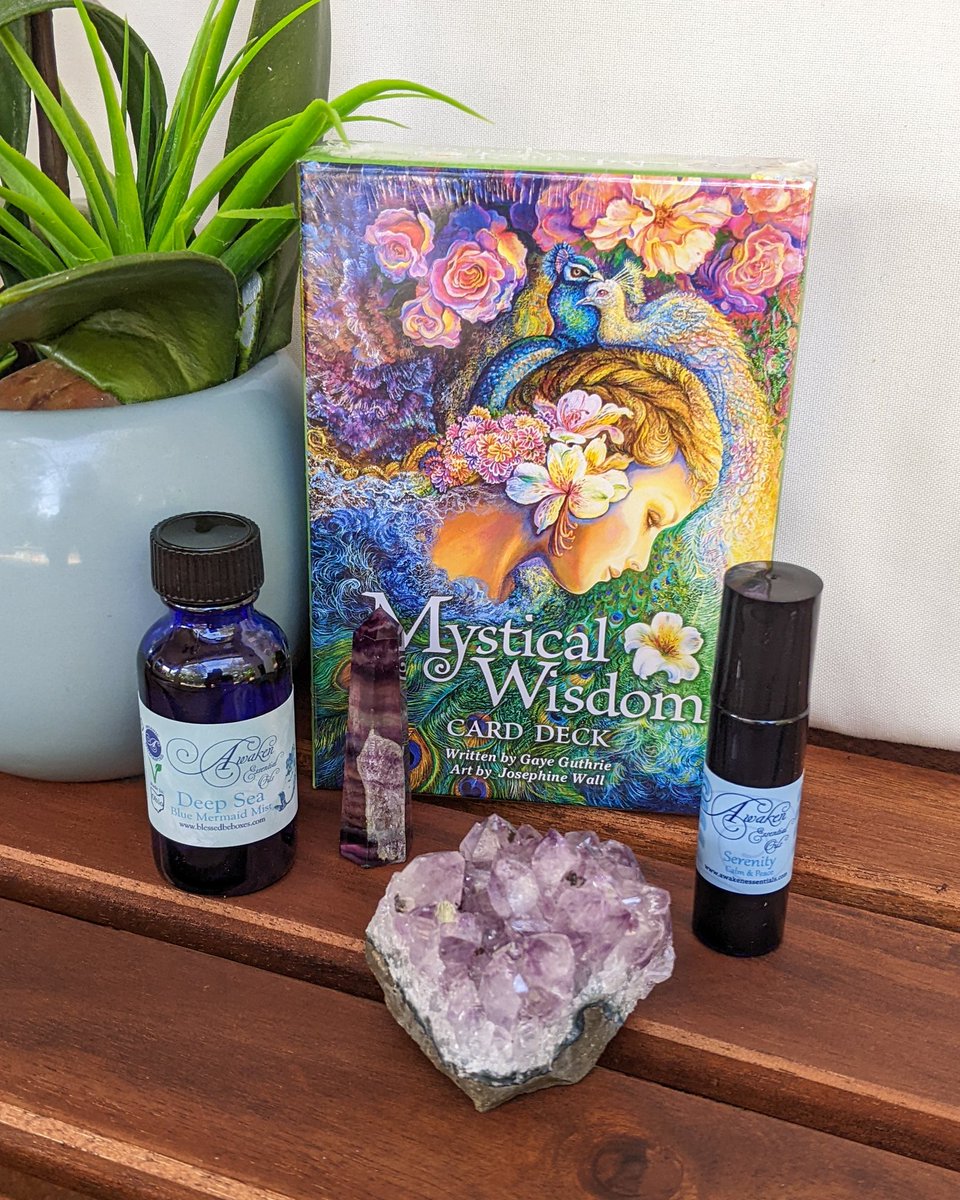 ChakraBox's tweet photo. Crystals &amp; gemstones, aromatherapy, candles, altar items, and other spiritual tools, we have them in our Chakra Balance Shop!

Take a look at all the one of a kind products to assist you on your journey for Mind, Body &amp; Spirit on our website https://t.co/SMc2LziOdJ! 🕉️ https://t.co/W02NtfBCrb