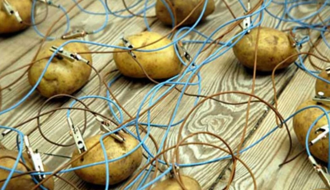 kelleherr's tweet photo. The #VirginMediaPlayer and #RTEplayer must be both run off the same potato! https://t.co/GP1mcMvdCm