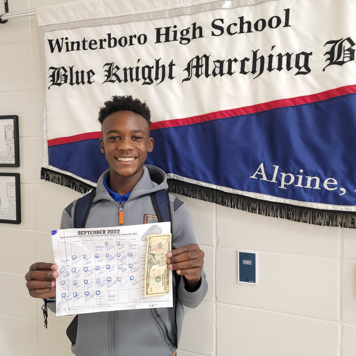 Stephanie Couey tweet media