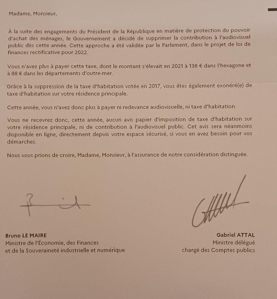 Val_Aubert's tweet photo. Était-ce bien nécessaire de dépenser du papier et des timbres pour écrire à des milliers de contribuables pour leur apprendre ce qui leur est déjà signifié sur leur espace perso des #impôts ? #redevanceTV @bzhaubert @GG_RMC @olivier_winter https://t.co/Ne5IvFI9kv