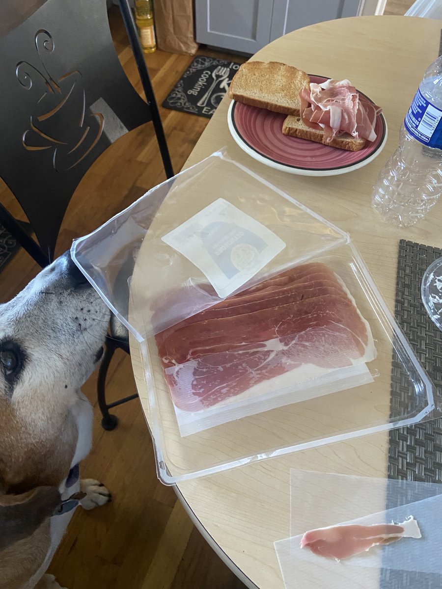 24tog's tweet photo. I mean I eat good for an Italian 🇮🇹#proscitto https://t.co/vd21v2MQeW