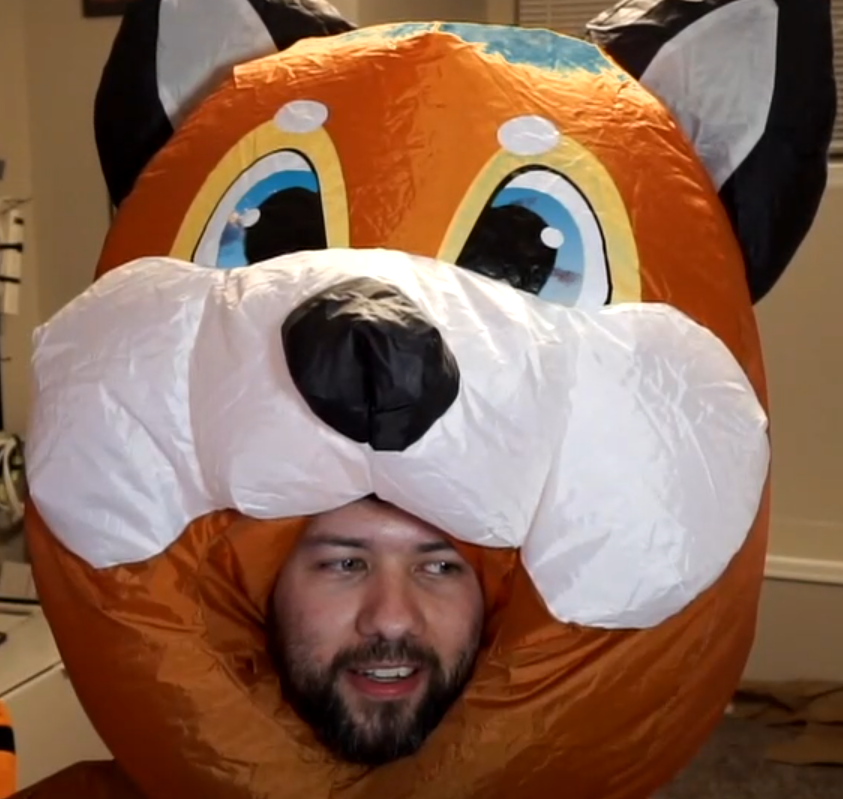 GeneralElost tweet media