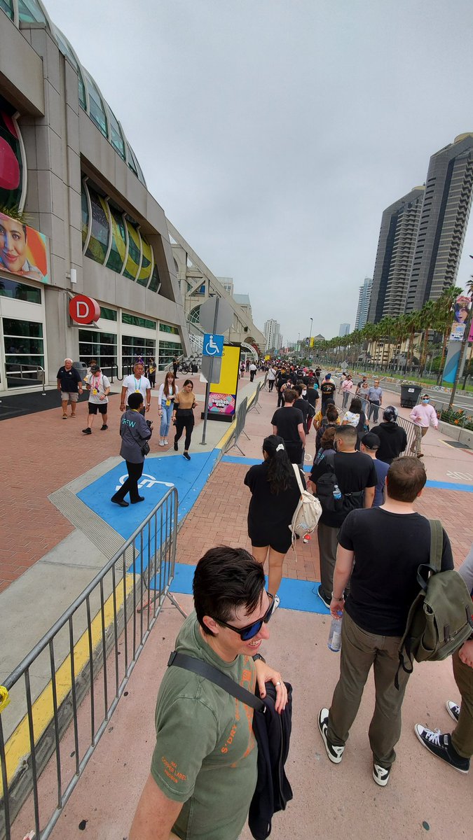 LiquidMusicEnt's tweet photo. Live at #TwitchCon #TwitchConSanDiego meeting great people &amp; having fun.. join the fun 
https://t.co/KnAPmDc7W7
#SupportSmallStreamers #twitchstreamer #TwitchAffliate 
&amp; While there follow the twitch channel for Tuesday stream following twitchcon https://t.co/PUgvR6WiZs https://t.co/eicoQlRIsn