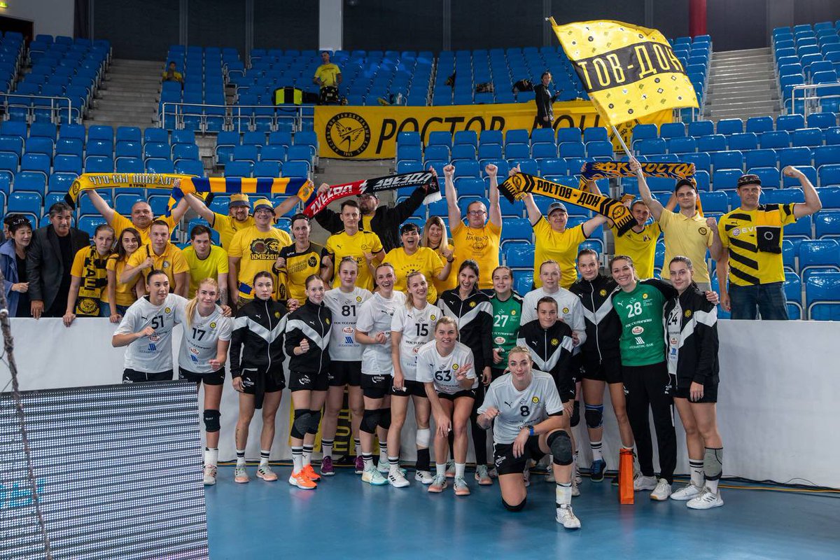 rostovhandballe's tweet photo. We are in Astrakhan! 💛🖤
#rostovhandball #МыРазныеГородОдин #ComingForVictory #weareheretowin https://t.co/XlAaQUzX9R