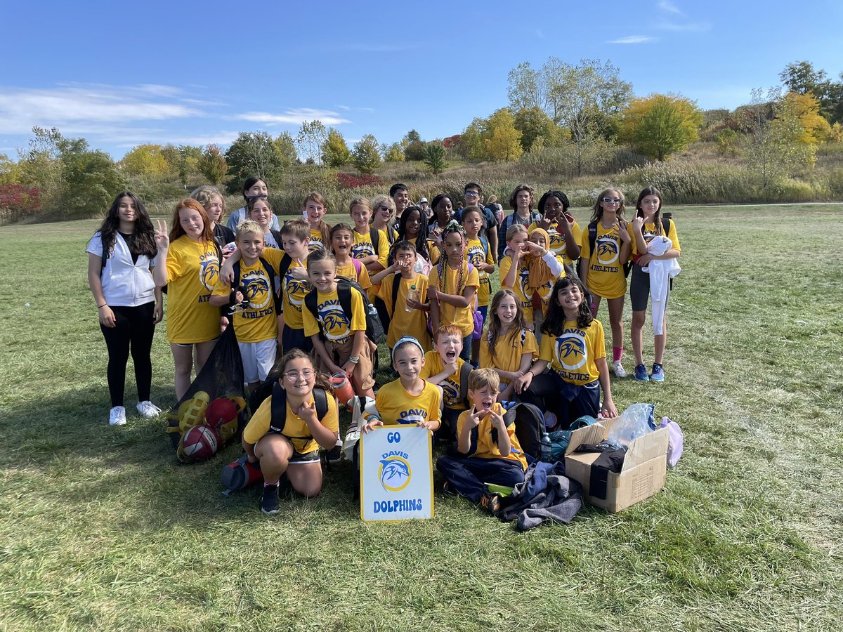 EA_MissG's tweet photo. Nothing but proud after todays events! Way to go @williamdavisps. 🐬 @gecdsbpro @MsStephDouglas https://t.co/NN9K5yGuEI