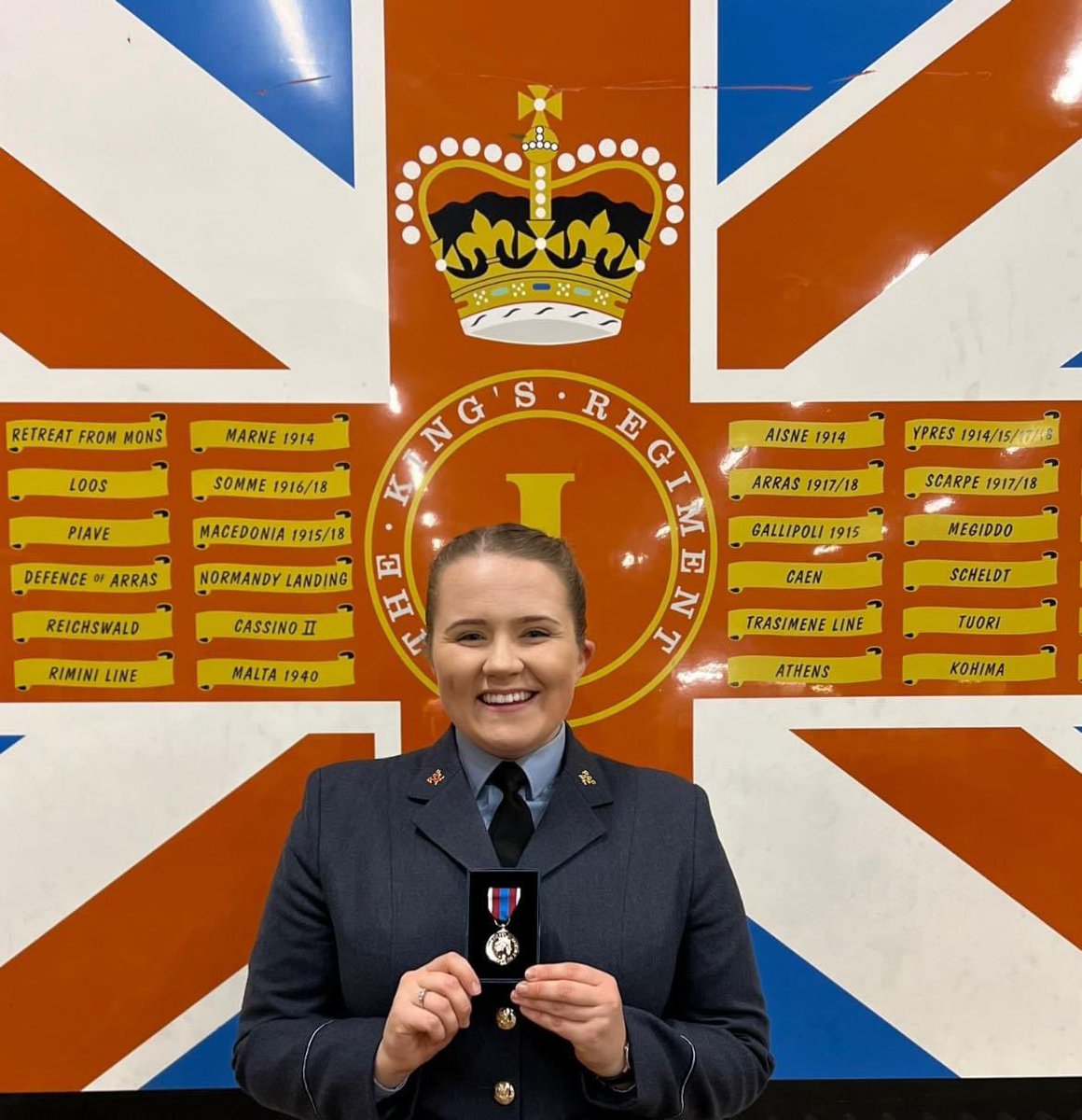 emily__rose8's tweet photo. The Queen’s Platinum Jubilee Medal 🇬🇧  

#QPJM https://t.co/vGxNfdwJlW