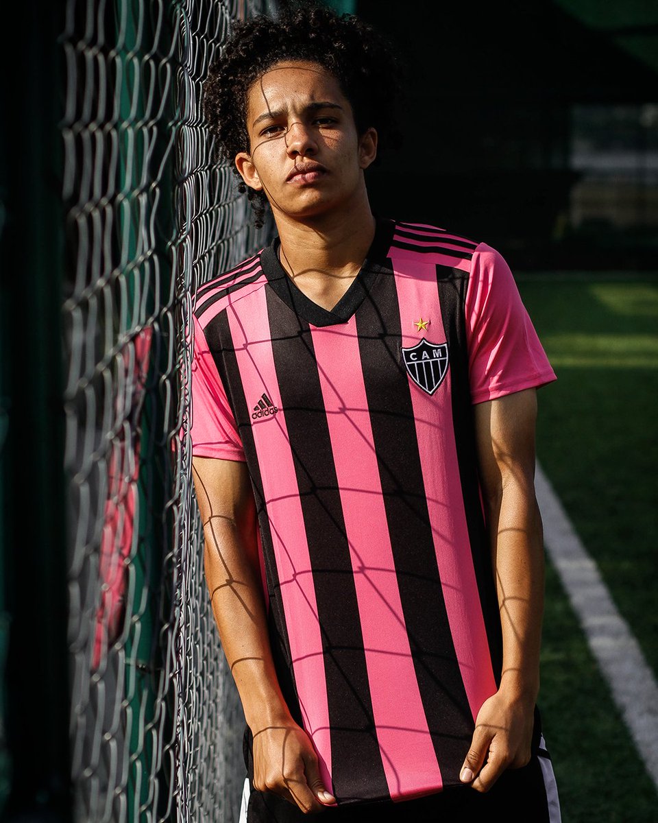 GaloFFeminino's tweet photo. ⚔️🐔 Elas tão braaaabas de @adidasbrasil, fi! 💕 https://t.co/GvpqLEL8ss
