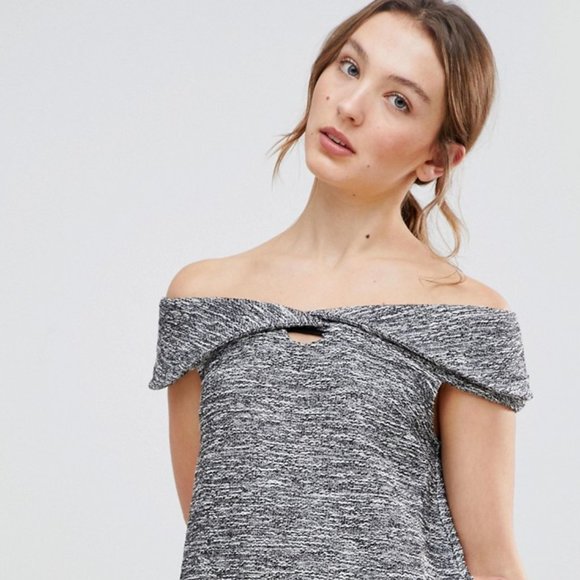 Geminitwin777's tweet photo. So good I had to share! Check out all the items I'm loving on @Poshmarkapp #poshmark #fashion #style #shopmycloset #seeusoon #mango #bariii: https://t.co/XiTcnNbseL https://t.co/e1pdwcpZQN