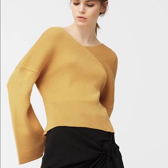 Geminitwin777's tweet photo. So good I had to share! Check out all the items I'm loving on @Poshmarkapp #poshmark #fashion #style #shopmycloset #seeusoon #mango #bariii: https://t.co/XiTcnNbseL https://t.co/e1pdwcpZQN