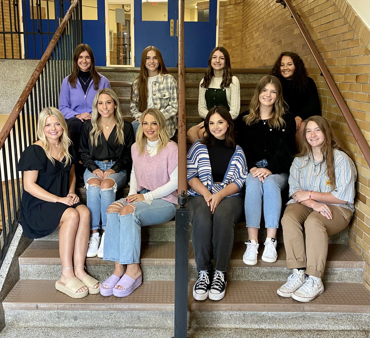 Psugrrl's tweet photo. Congrats to Lincoln High School’s 2022 Homecoming King and Queen’s Court! Our new king will be crowned at a school wide pep rally on Friday, 10/14, and our new queen will be crowned during halftime of the football game vs. BF that evening #EC_Proud #EC_High https://t.co/LQxst5hkDD
